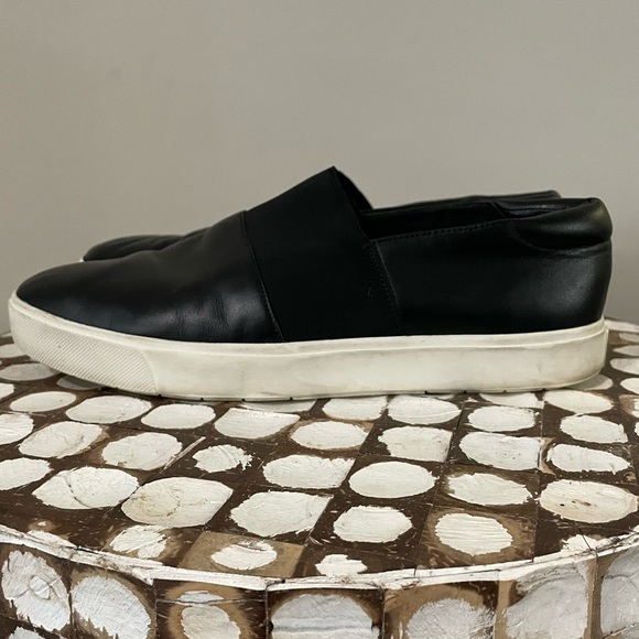 Vince Shoes - Vince Women’s Size 9 Corbin Black Leather Slip-On Casual Sneakers